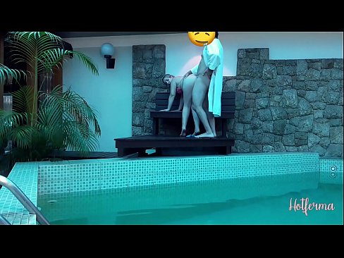 ❤️ باس نوڪر کي تلاء ۾ دعوت ڏئي ٿو، پر گرم مزاحمت نه ڪري سگهيو سپر جنسي تي sd.sitevox.top